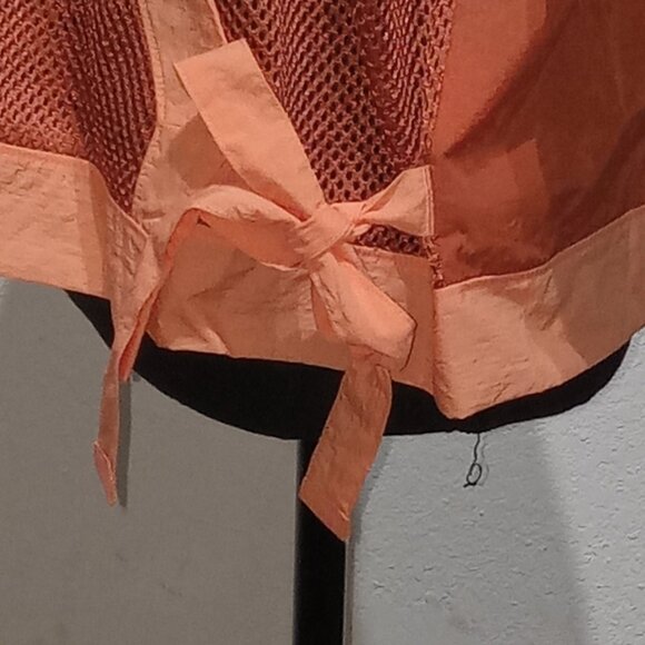 Jordan cropped Mesh wrap top - Picture 2 of 15